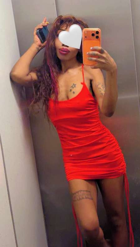 Petite cochonne mince Kafrine