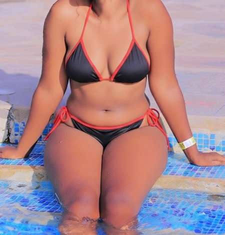 Femme ronde grosse fesse