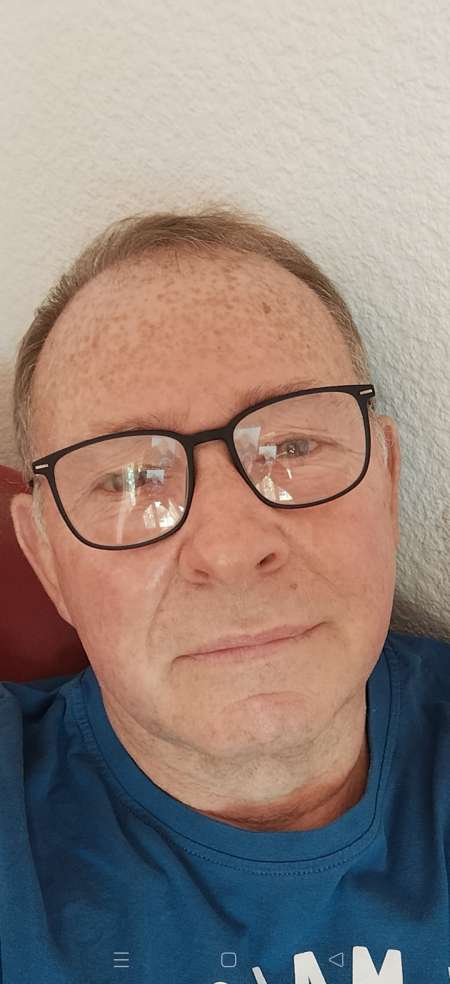 Rencontre amie,camarade,copine,complice,voir++