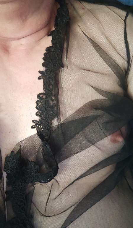 Re�ois en lingerie le vendredi ou samedi soir.