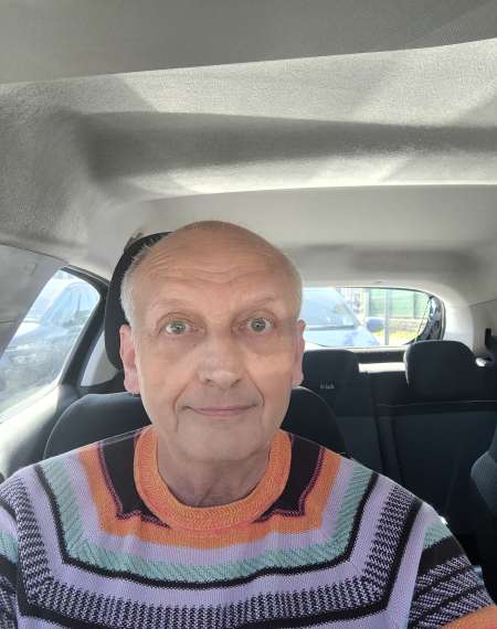 Homme 68 ans propose massage pour femme