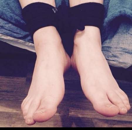 Fetish pieds bondage tickling